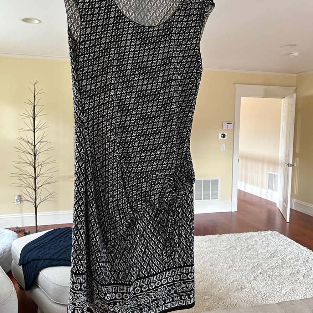Max Studio women’s size Med dress